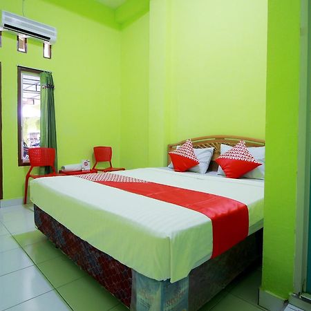 Oyo 2585 Sherren Guest House Lubuklinggau Exterior photo